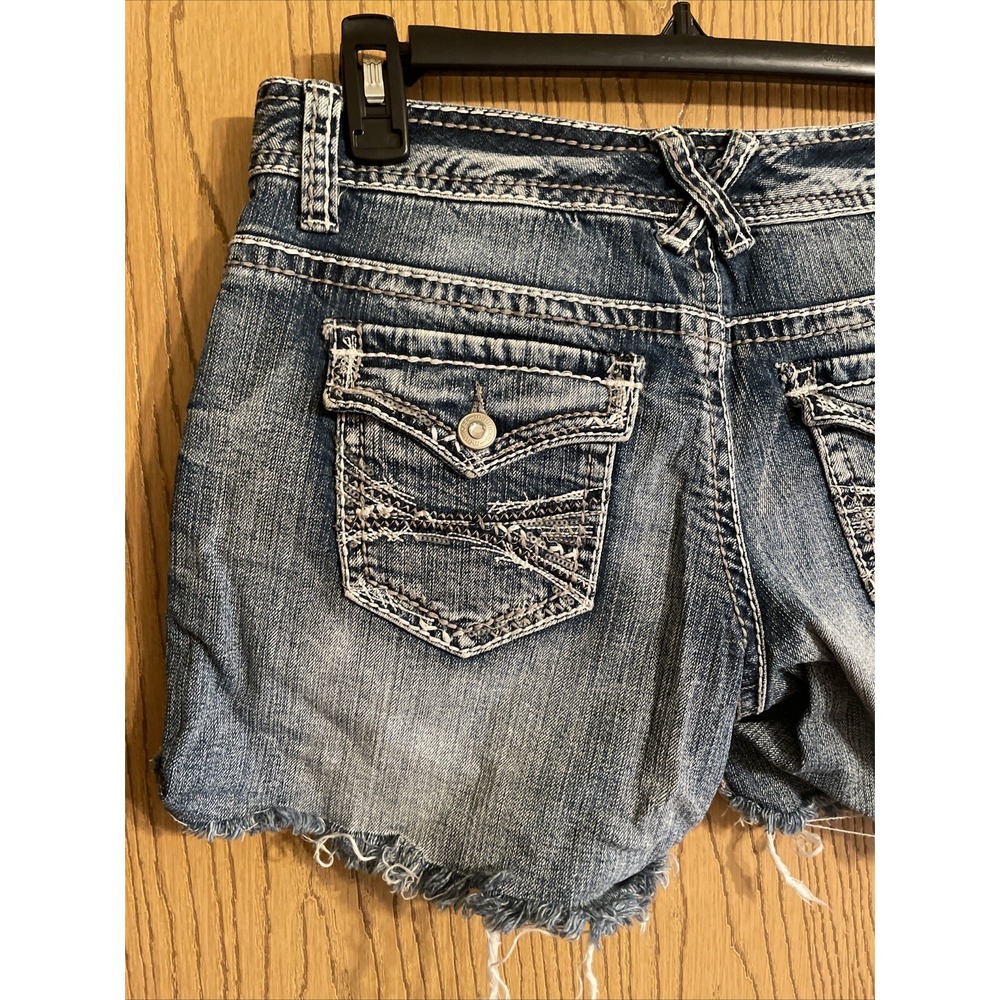 Women's Maurices Shorts Cut-Off White Stitching Size 5/6 - Picture 6 of 8